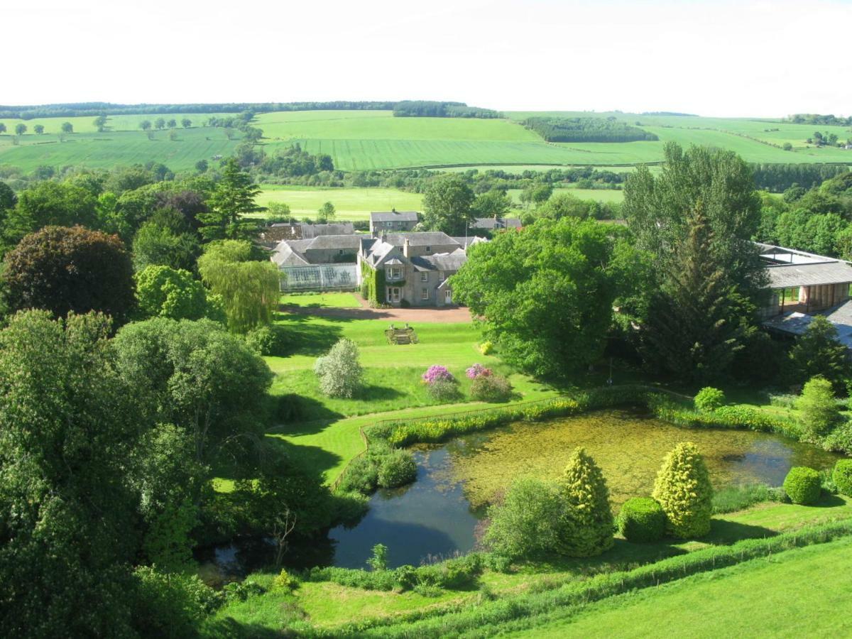 Newton Farmhouse B & B Jedburgh Exteriör bild